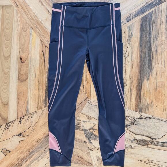 Athleta Ultimate Stash Pocket Ignite 7/8 Tight Legging, Black & Pink, Medium - Picture 2 of 10